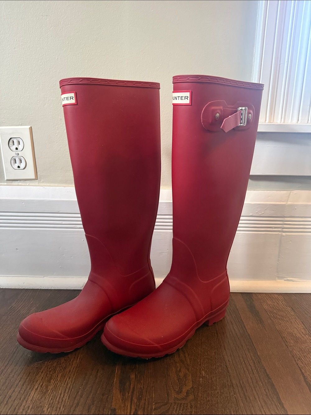 Hunter Women's Matte Red Tall Wellington Boots